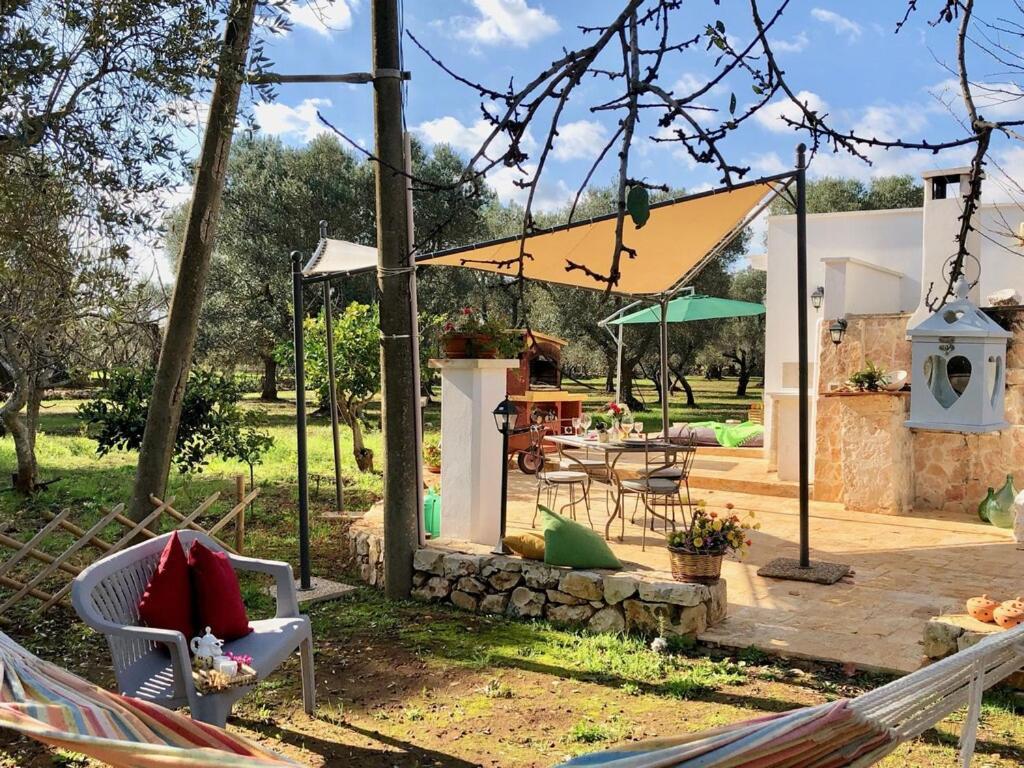 Chateaux Des Trulli San Michele Salentino Luaran gambar